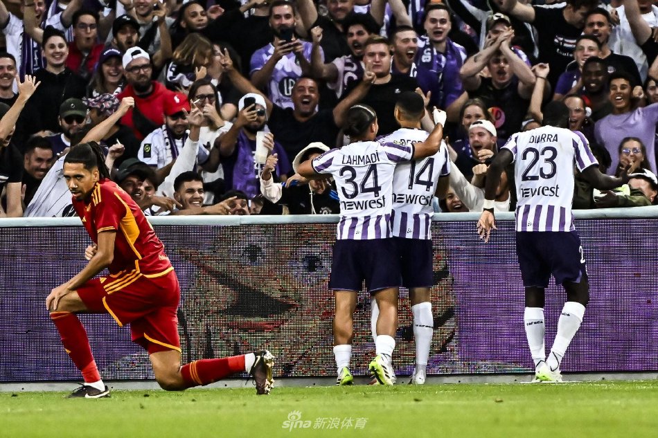 及球队重建 及球队重建